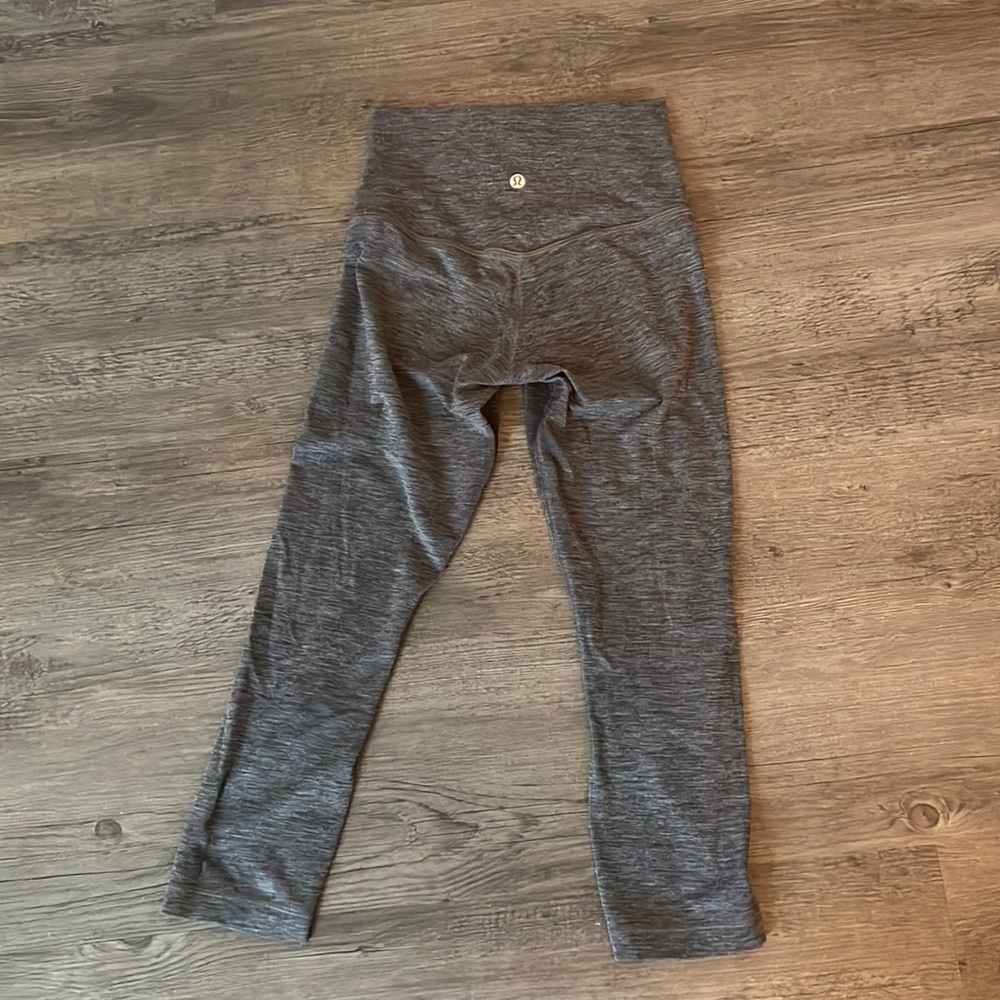 Lululemon Crops size 4
